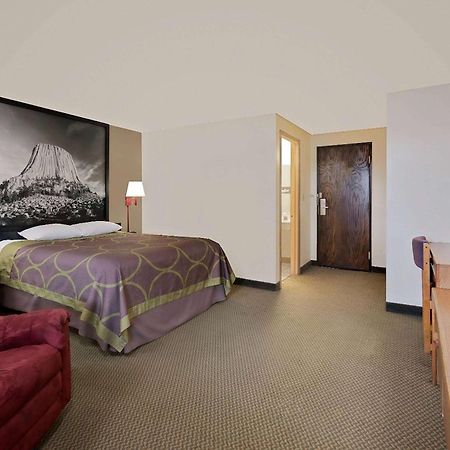 Super 8 By Wyndham Spearfish Hotell Exteriör bild