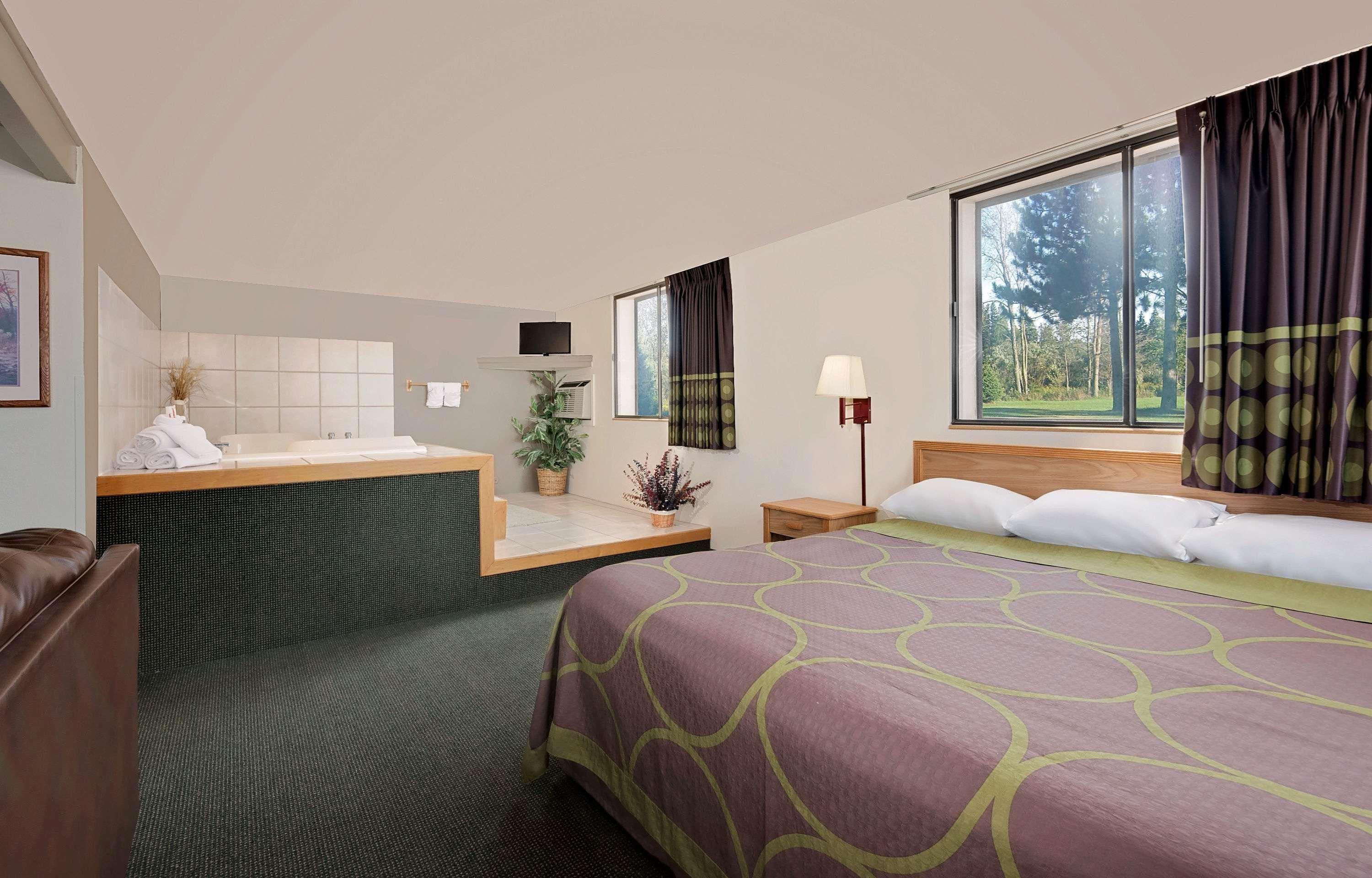 Super 8 By Wyndham Spearfish Hotell Exteriör bild