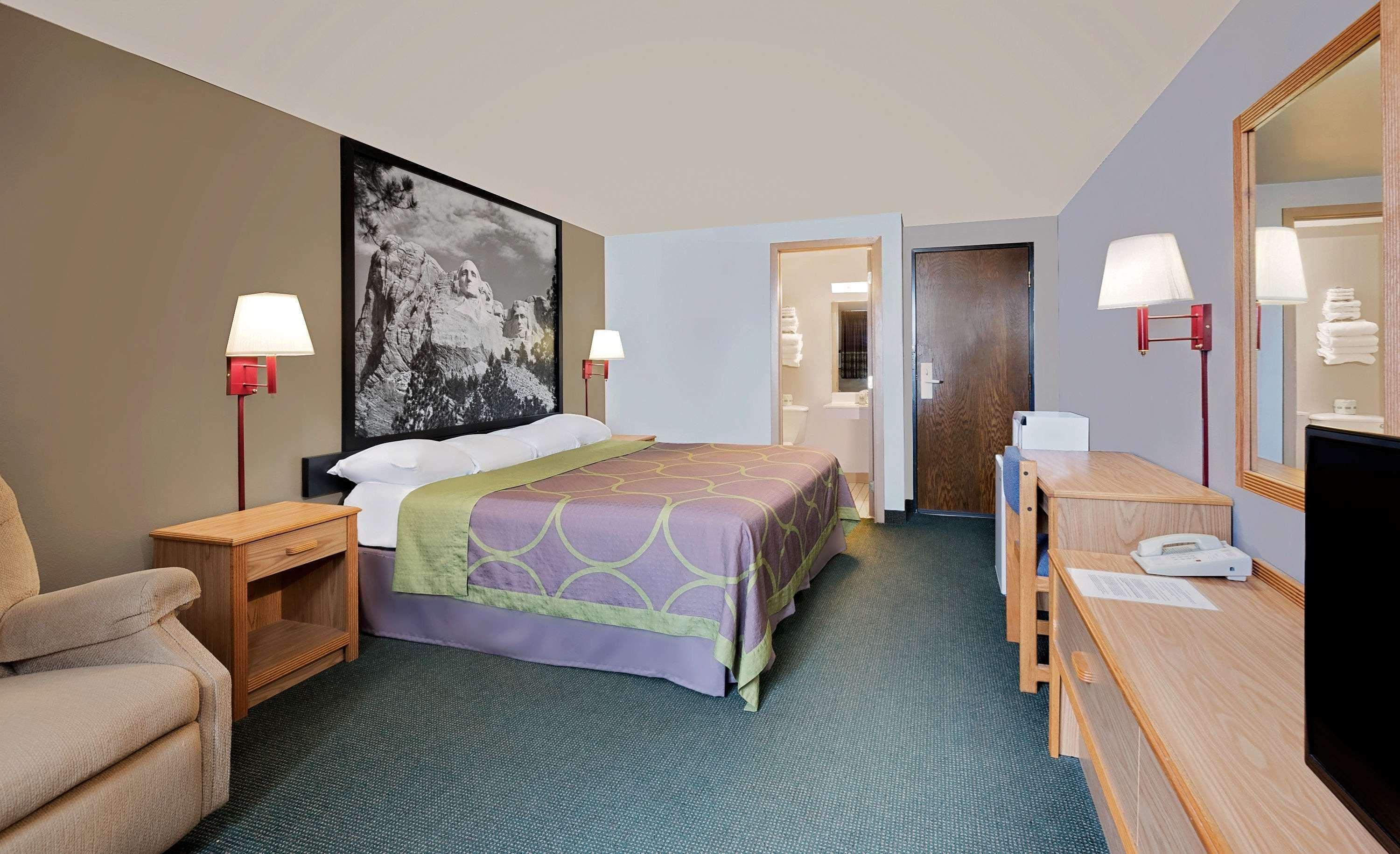 Super 8 By Wyndham Spearfish Hotell Exteriör bild