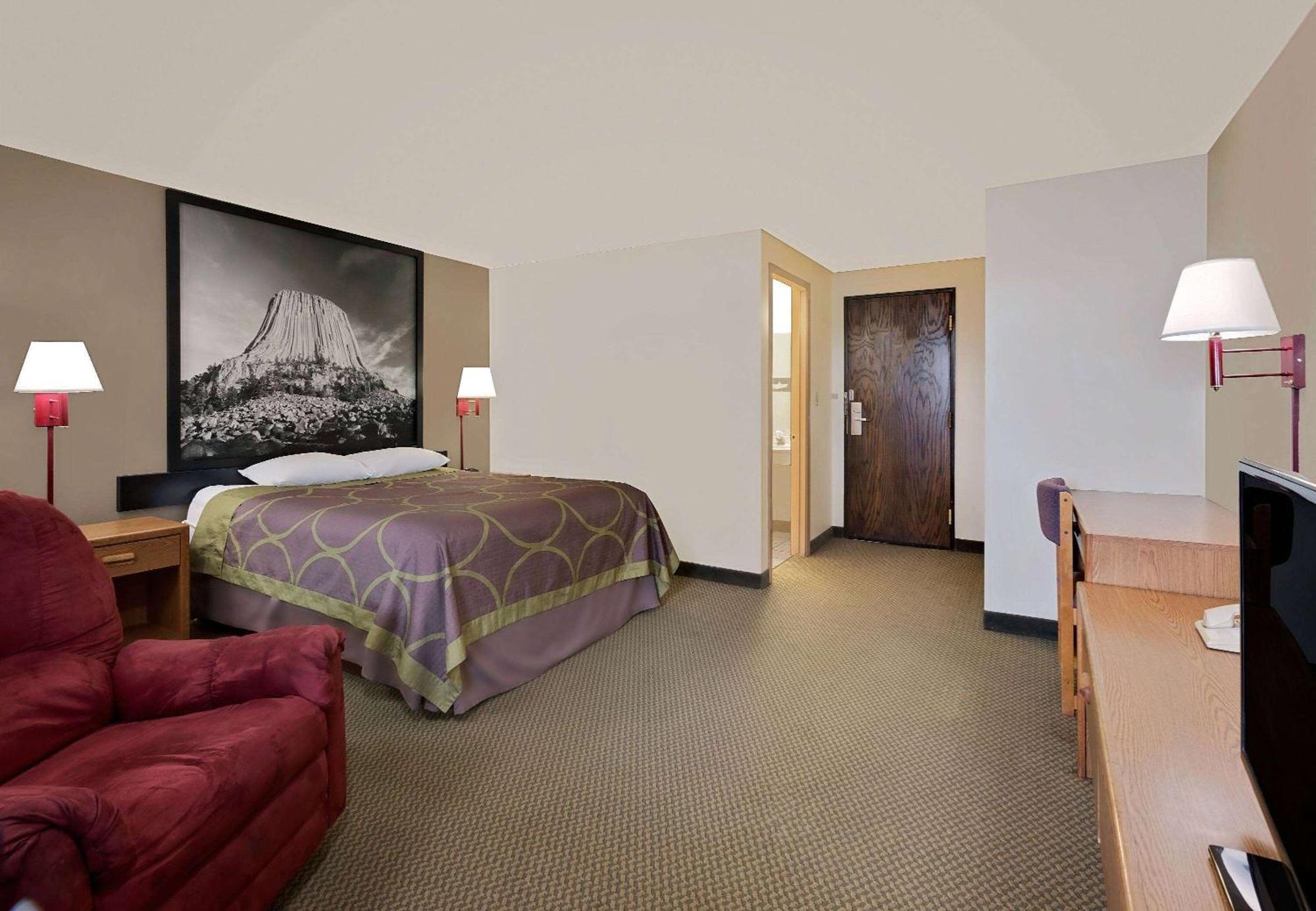 Super 8 By Wyndham Spearfish Hotell Exteriör bild
