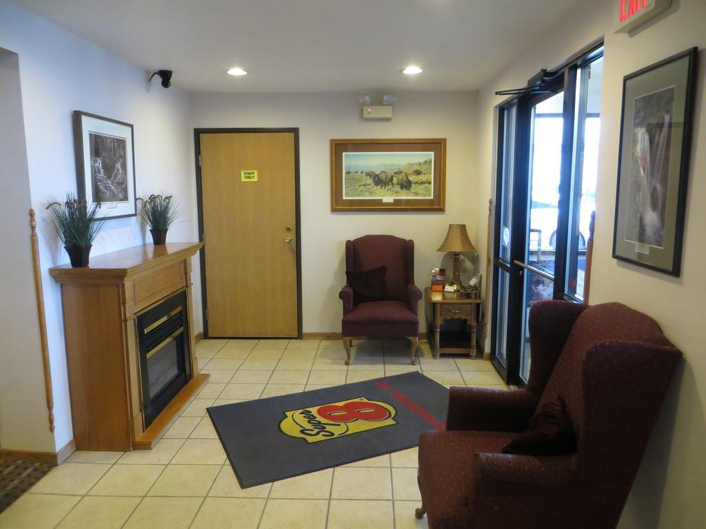 Super 8 By Wyndham Spearfish Hotell Exteriör bild