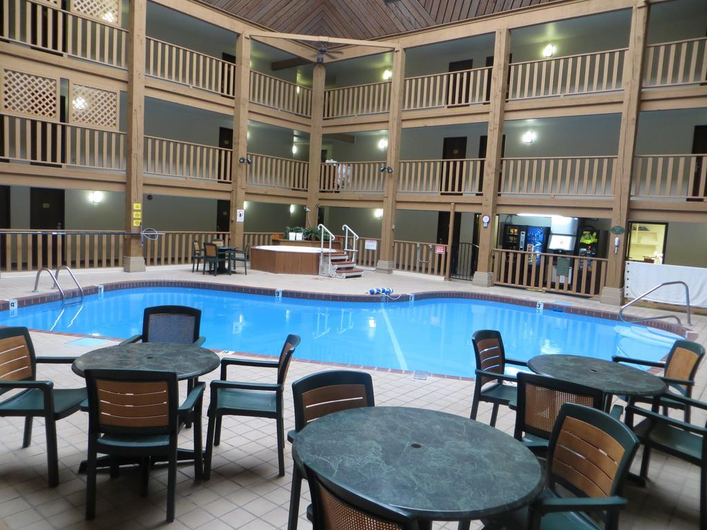 Super 8 By Wyndham Spearfish Hotell Exteriör bild